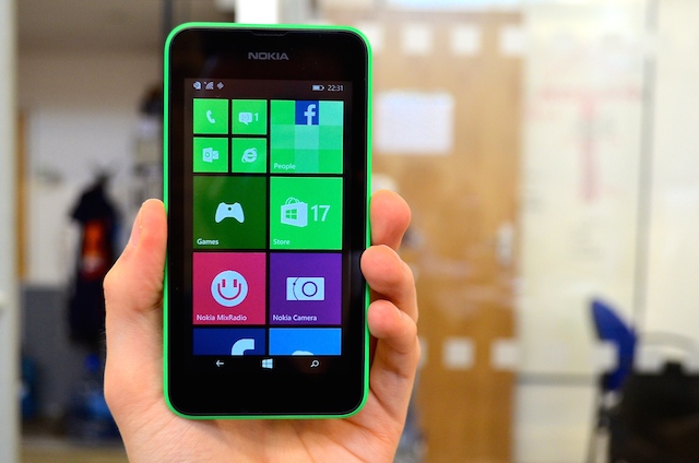 Nokia Lumia 530 - маленький смартфон за маленьку ціну