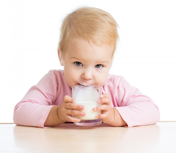 Недостатнє вироблення в дитячому організмі ферменту лактази, необхідного для розщеплення молочного цукру, призводить до хворобливих порушень в розвитку і неможливістю засвоювати молоко