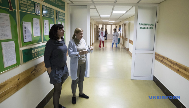 Кличко перевірив, як відремонтували відділення в Київській міській клінічній лікарні №1 і центрі «Академія здоров'я людини» / Фото Андрія Скакодуба