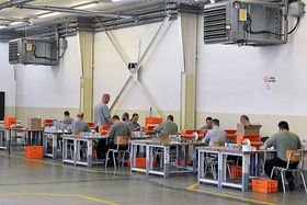 Ув'язнені за роботою, Фото: Філіп Яндоурек, Чеське радіо   У чеських в'язницях працевлаштовано понад 45% ув'язнених