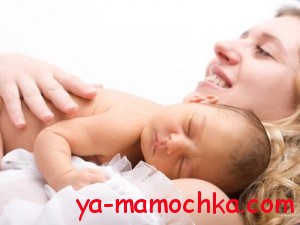 Перерахуємо заборонені продукти, які протипоказані годуючим матерям:   Солоності, копченості, гостру смажену їжу
