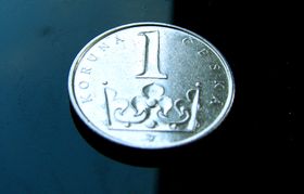 Минулої середи, за інформацією сервера Patria Online, курс чеської національної валюти обвалився на свій річний мінімум, склавши всього 20,30 крон за долар
