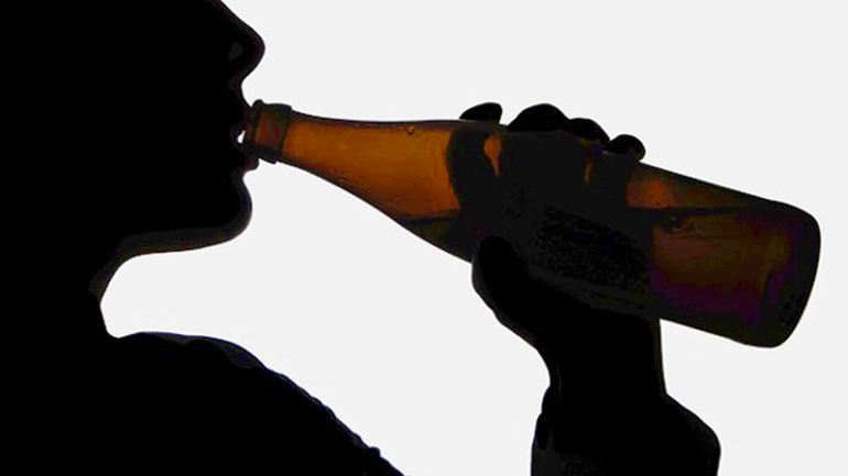 Офіційна статистика називає алкогольне отруєння причиною 3% всіх смертей в Росії