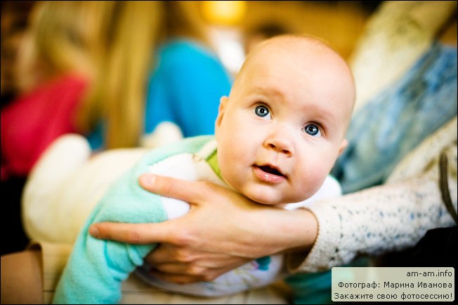 вагітну підводять до висновку, що вона не має права довіряти своєму тілу і самопочуттю, а повинна розраховувати тільки на показники всебічних аналізів і УЗД моніторів