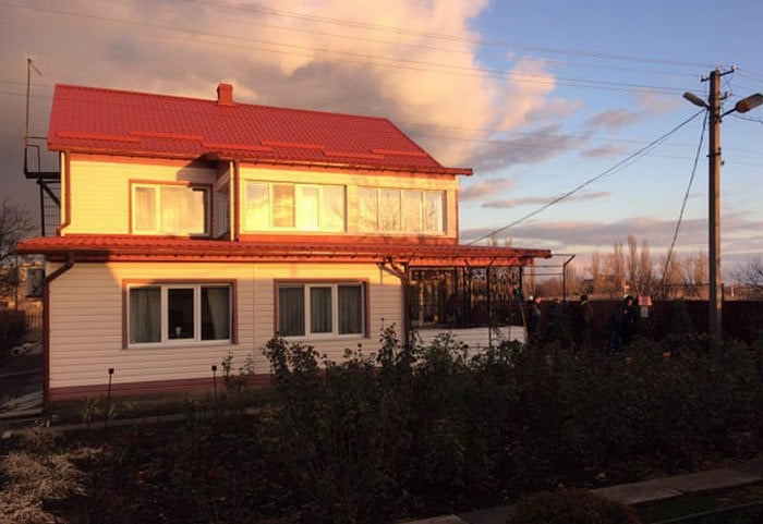 Перевіряють різні версії злочину