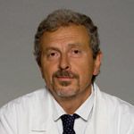 Вітєзслав Колек (Фото: архів факультетської лікарні в місті Оломоуц) Одним з досягнень вітчизняних медиків, безперечно, є те, що тубінфікування в Чехії не підвищується, підкреслює керівник Клініки легеневих захворювань і туберкульозу в Оломоуці, професор Вітєзслав Колек