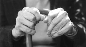 Ілюстративне фото: Gabriella Fabbri, freeimages   З цією метою вчені оголосили про початок нового набору добровольців для клінічних випробувань в столичній факультетської лікарні Королівські Виноград - чоловіків старше 50 років, а також психічно та неврологически здорових чоловіків і жінок старше 85 років