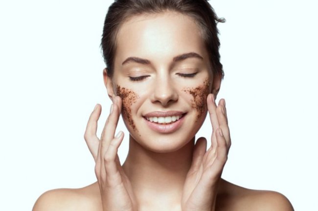 Демодекс на обличчі: у чому підступ хвороби, як від неї позбутися