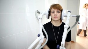 Протизапальну дію на фурункул у вусі надають   турунди з 3% борним спиртом   і гліцерином, взяті в рівних пропорціях