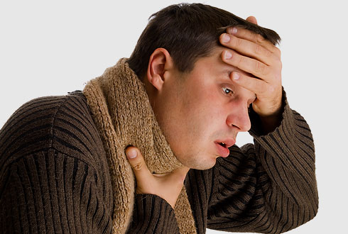 Одне з найбільш поширених захворювань - ангіна, вона ж - гостре запалення мигдалин (гланд), тонзиліт або просто запалення горла