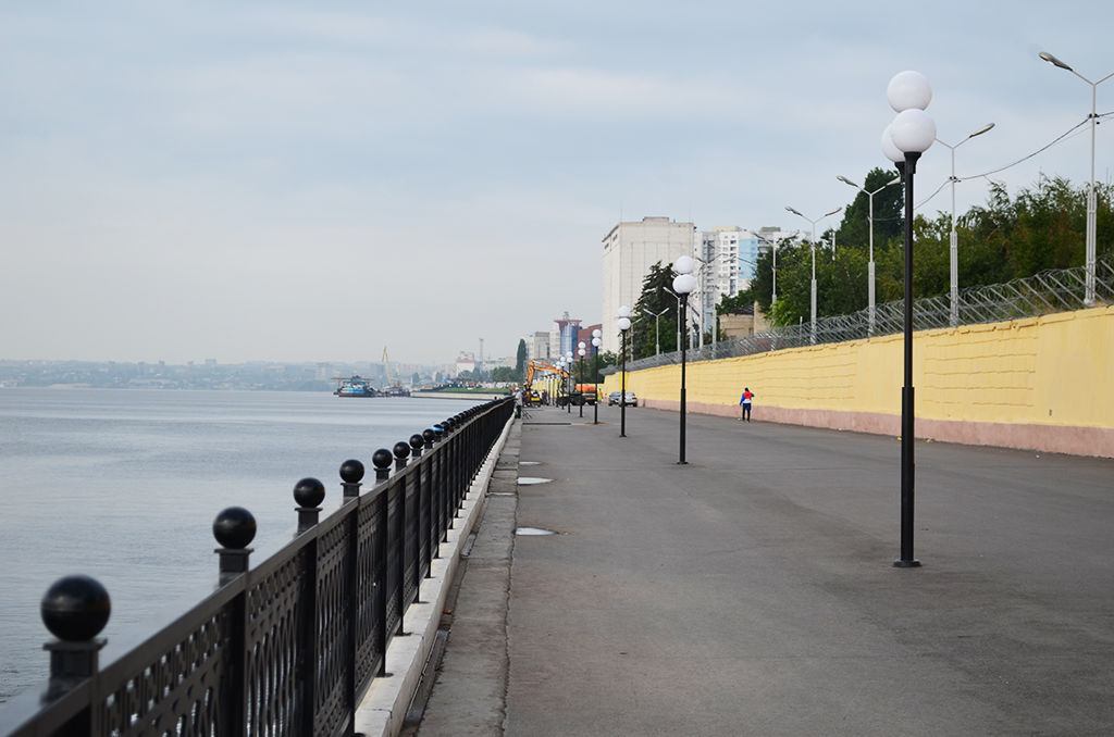 Одне з головних місць відпочинку жителів міста, і немає жодної лавочки і жодного Тенька
