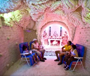 Але штучні печери Соледара - це не тільки цікаве місце, яке цікаво відвідати туристу