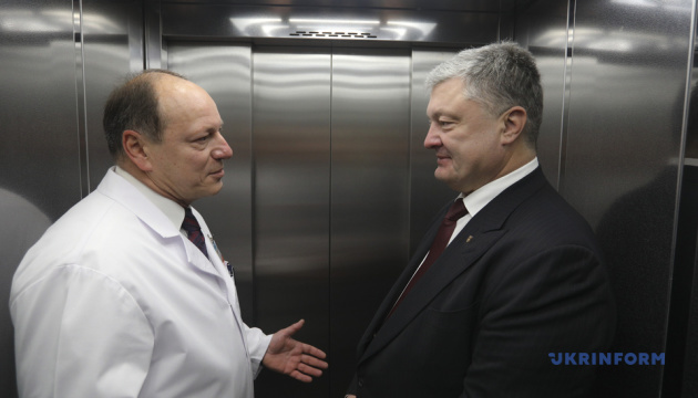 Петро Порошенко відвідав сучасний медичний центр / Фото: Михайло Палінчак