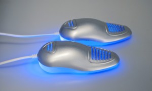 Візуально ультрафіолетова модель мало чим відрізняється від звичайної електричної: дві «мишки» з'єднані загальним живильним кабелем