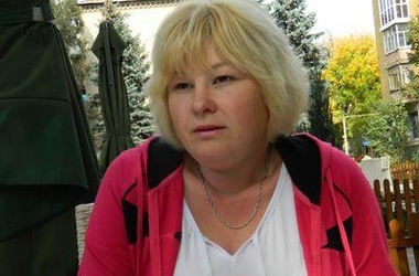 10 жовтня 2012 14:48 Переглядів:   Олена Яблочкина: Переживши смерть своєї дитини, ми не хочемо, щоб подібне горе прийшло в інші родини